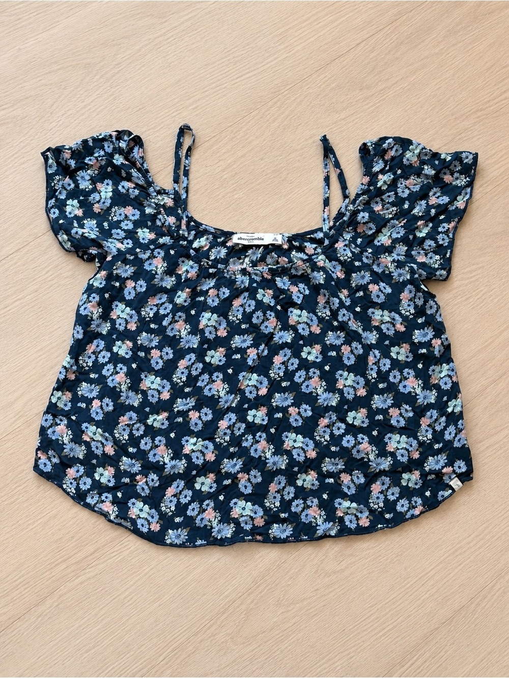 Abercrombie Kids Floral Cold Shoulder Flutter Sleeve Top Navy Blue Girls Large